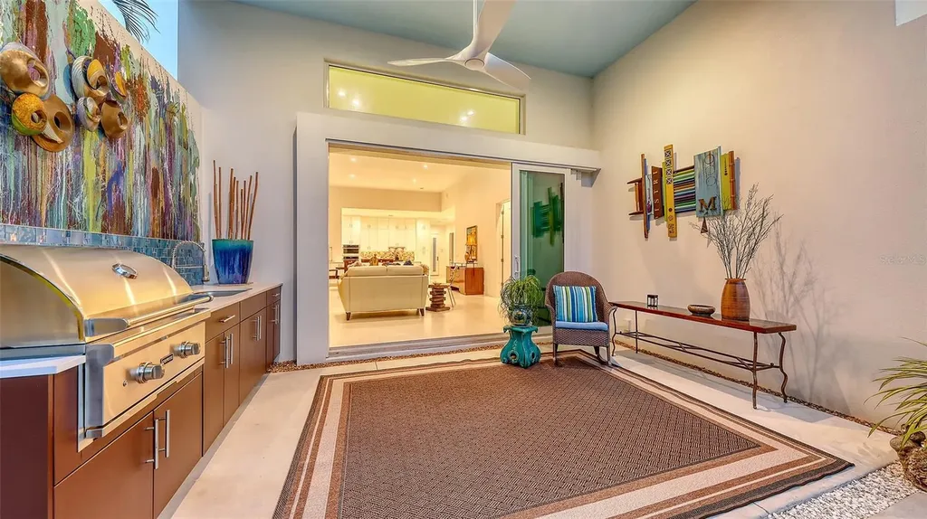 2135 Hyde Park Street Sarasota FL 34239