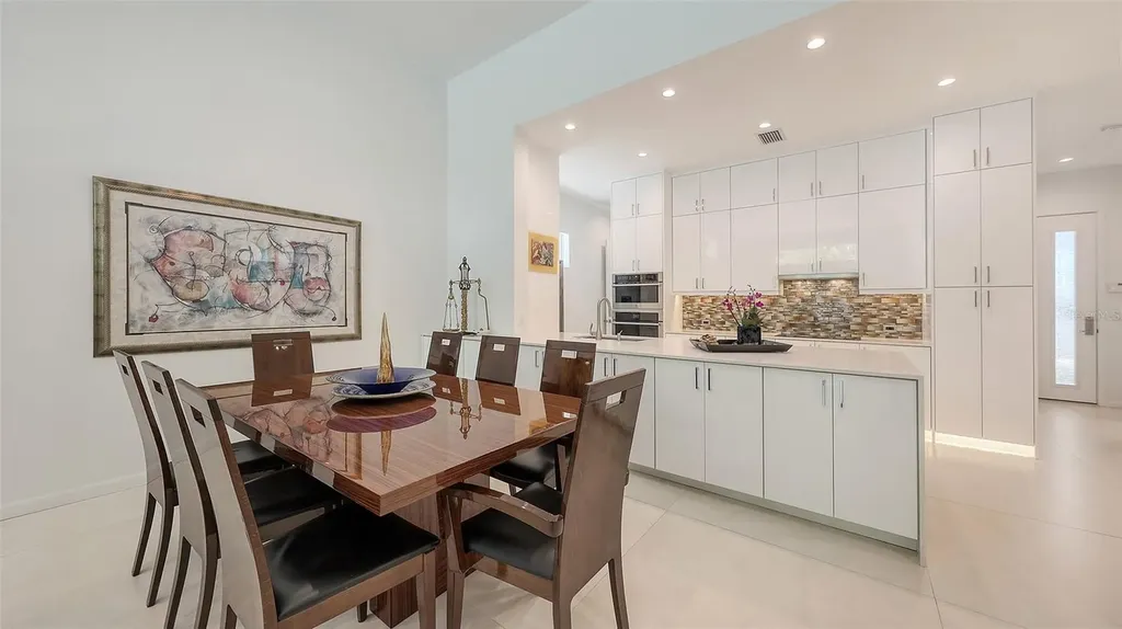 2135 Hyde Park Street Sarasota FL 34239