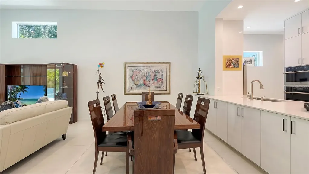 2135 Hyde Park Street Sarasota FL 34239