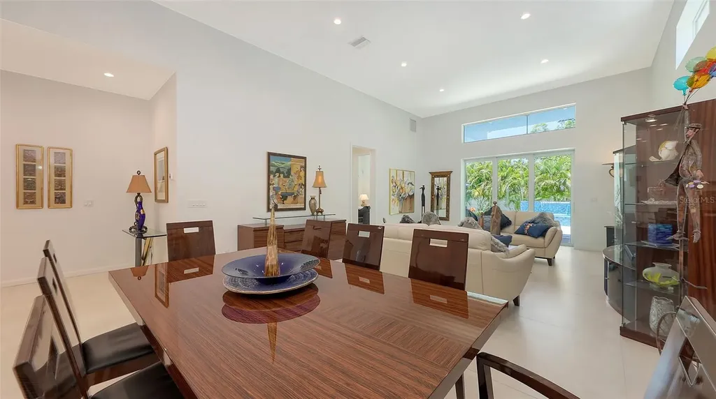 2135 Hyde Park Street Sarasota FL 34239