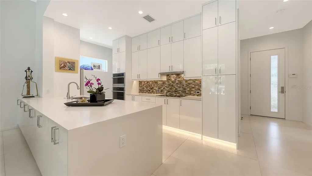 2135 Hyde Park Street Sarasota FL 34239