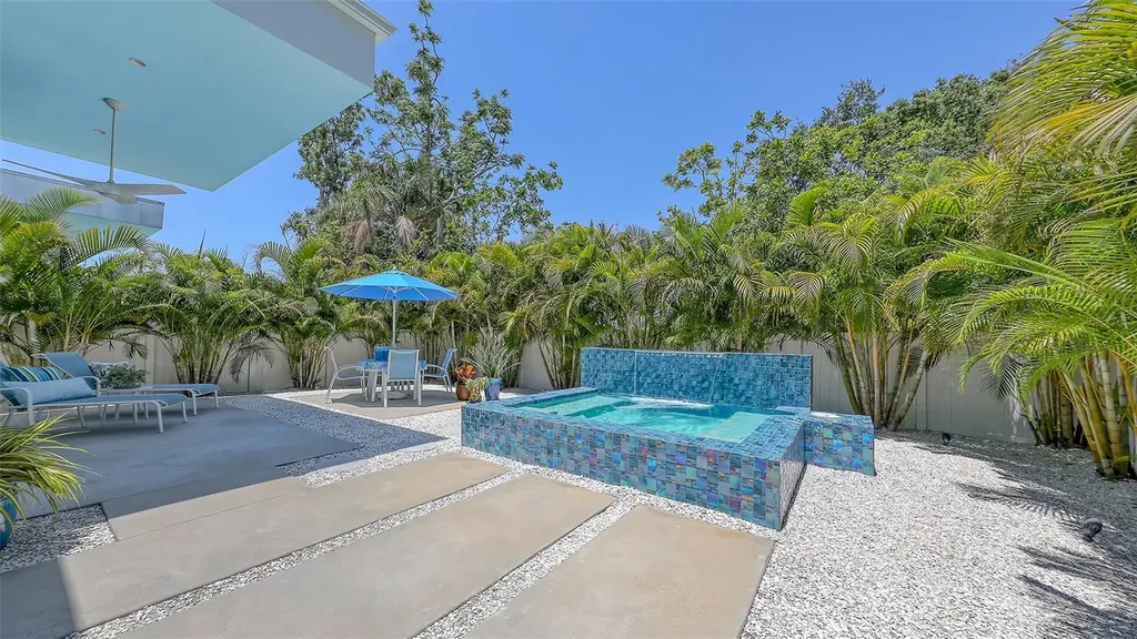2135 Hyde Park Street Sarasota FL 34239