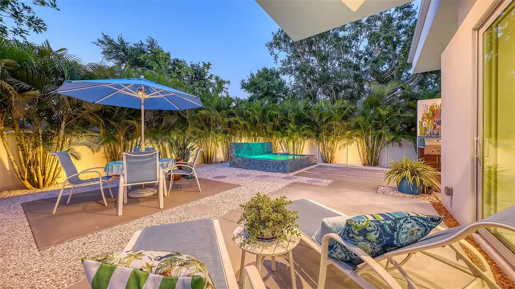 2135 Hyde Park Street Sarasota FL 34239