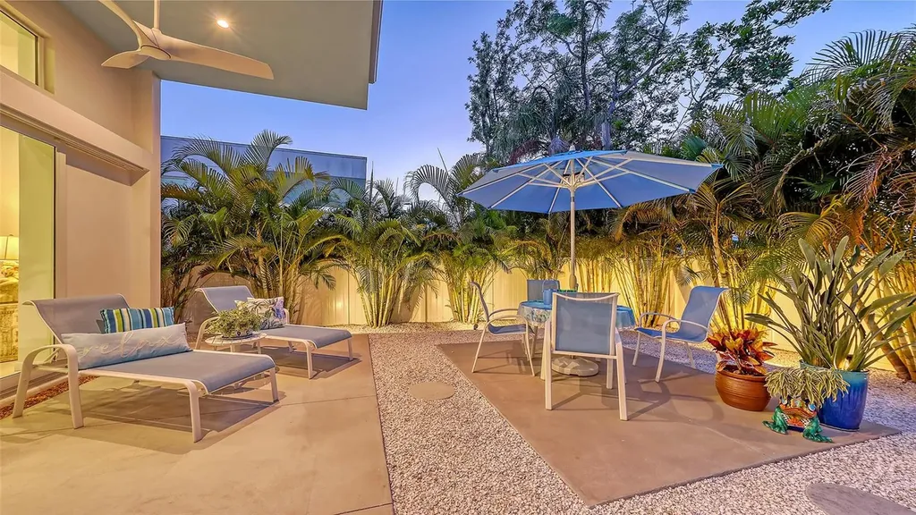 2135 Hyde Park Street Sarasota FL 34239