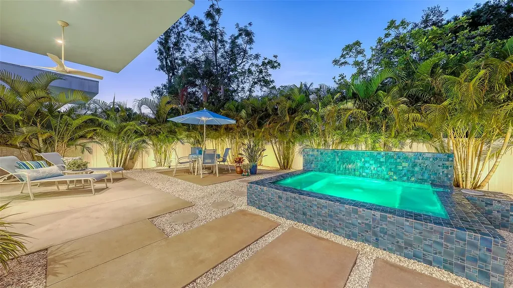 2135 Hyde Park Street Sarasota FL 34239
