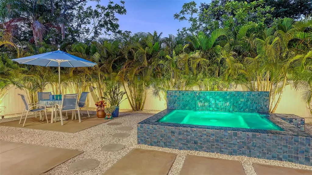 2135 Hyde Park Street Sarasota FL 34239