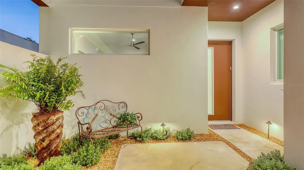 2135 Hyde Park Street Sarasota FL 34239