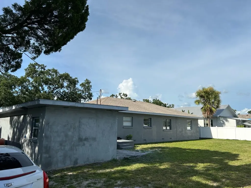 2540 W Union Street Tampa FL 33607