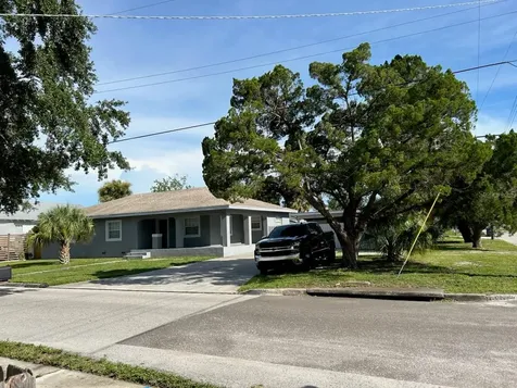 2540 W Union Street Tampa FL 33607