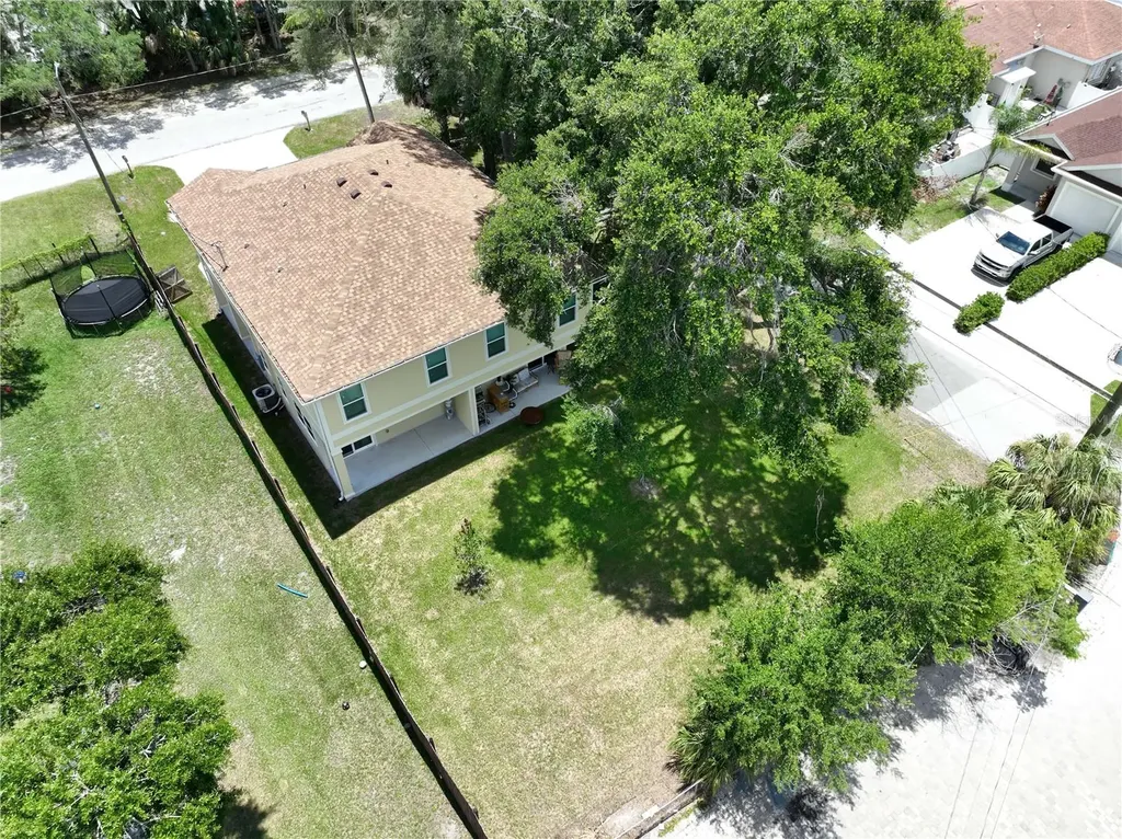 4209 W Woodlawn Avenue Tampa FL 33614