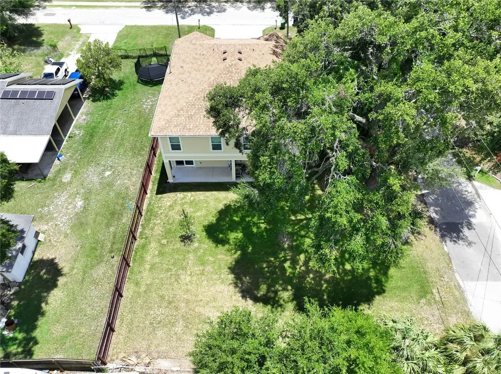 4209 W Woodlawn Avenue Tampa FL 33614