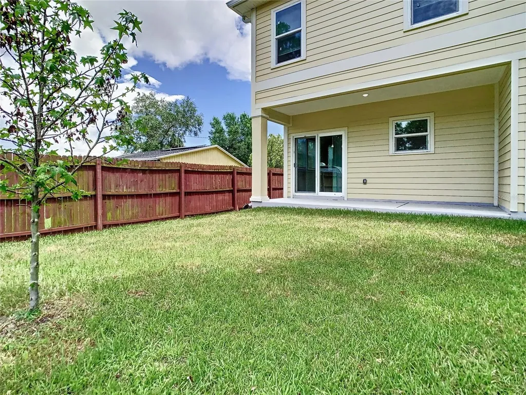 4209 W Woodlawn Avenue Tampa FL 33614