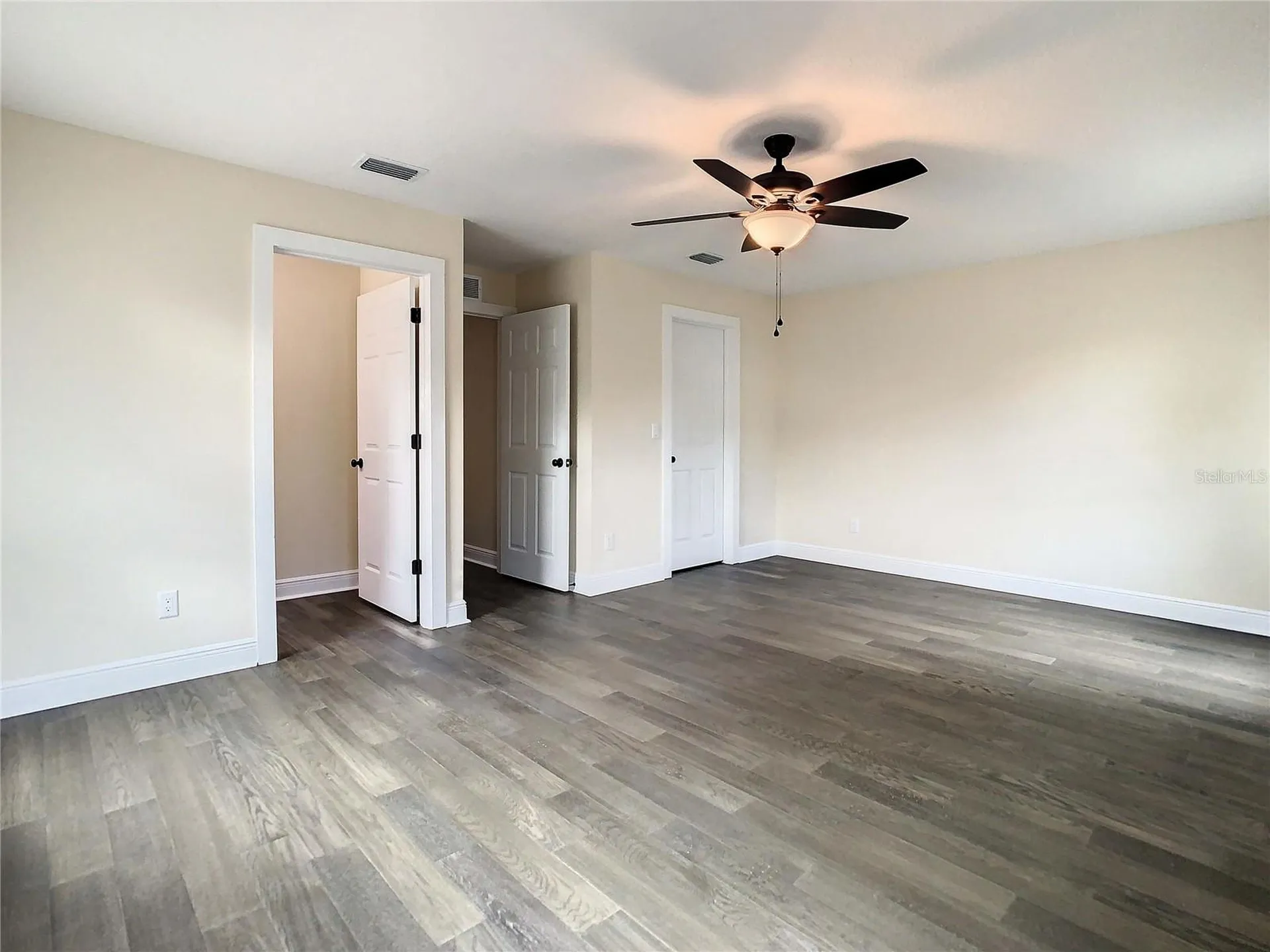 4209 W Woodlawn Avenue Tampa FL 33614