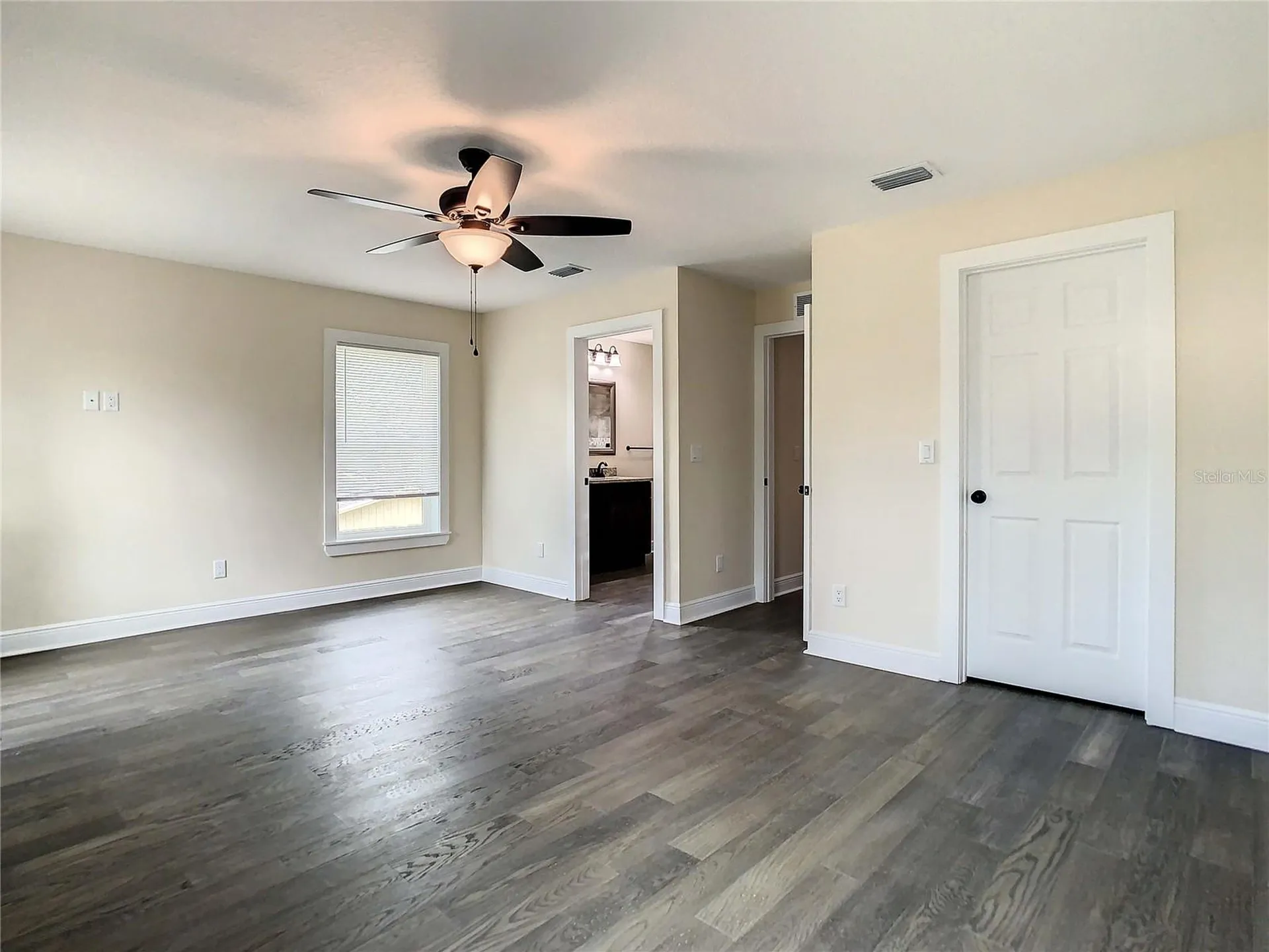 4209 W Woodlawn Avenue Tampa FL 33614