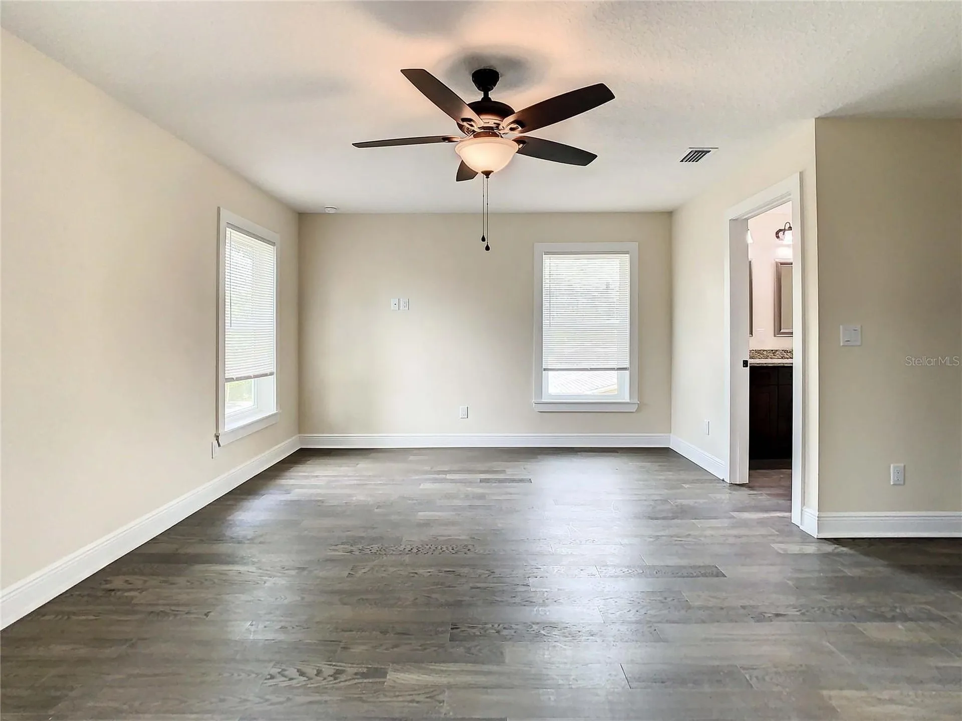 4209 W Woodlawn Avenue Tampa FL 33614