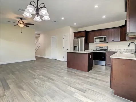 4209 W Woodlawn Avenue Tampa FL 33614