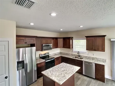 4209 W Woodlawn Avenue Tampa FL 33614
