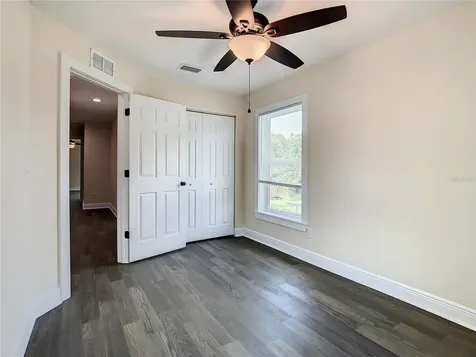 4209 W Woodlawn Avenue Tampa FL 33614