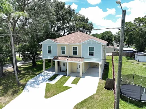 4209 W Woodlawn Avenue Tampa FL 33614