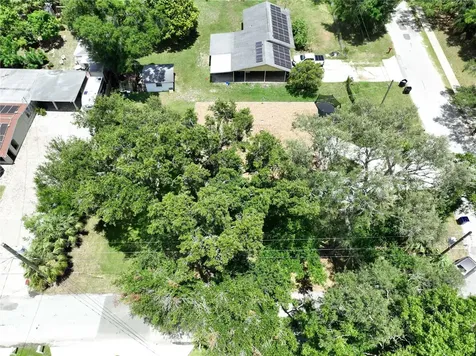 4209 W Woodlawn Avenue Tampa FL 33614