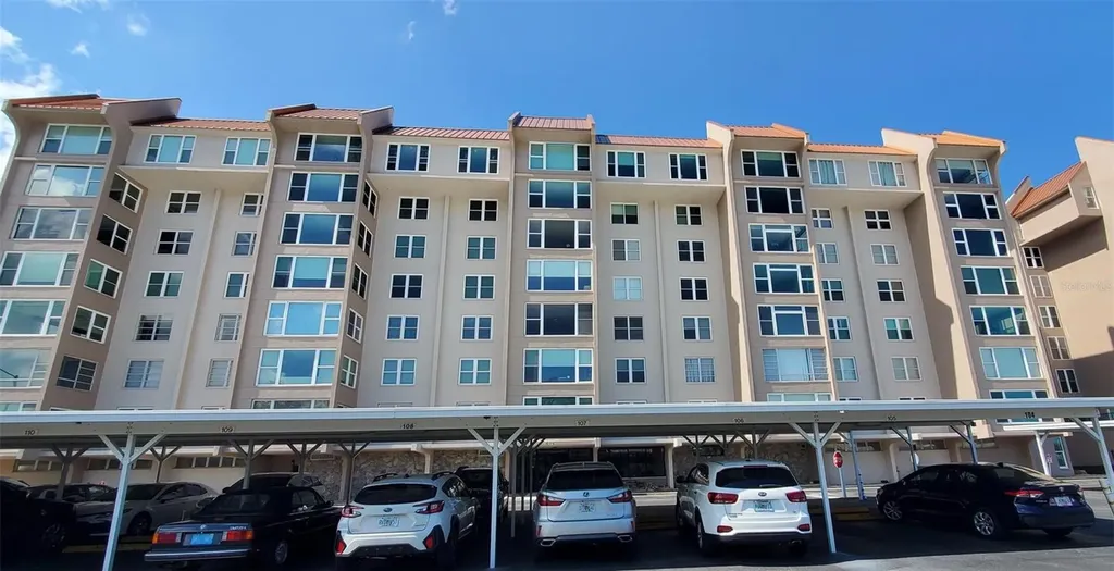 632 Edgewater Drive Dunedin FL 34698