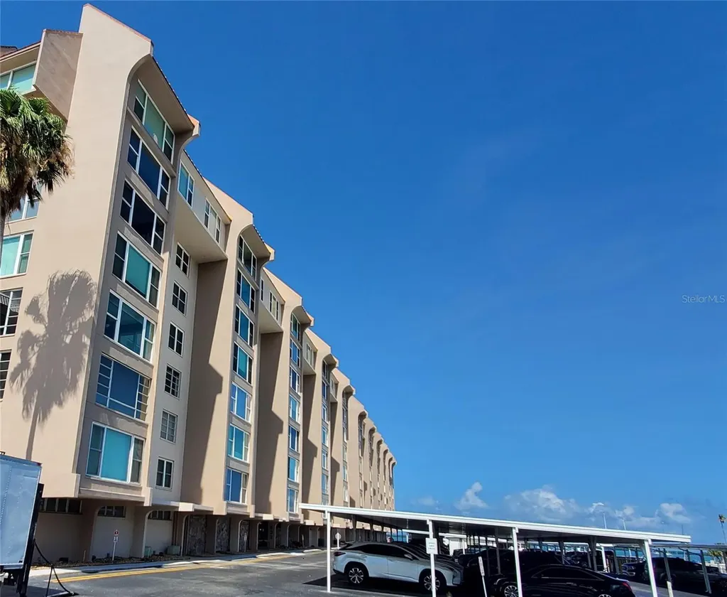 632 Edgewater Drive Dunedin FL 34698