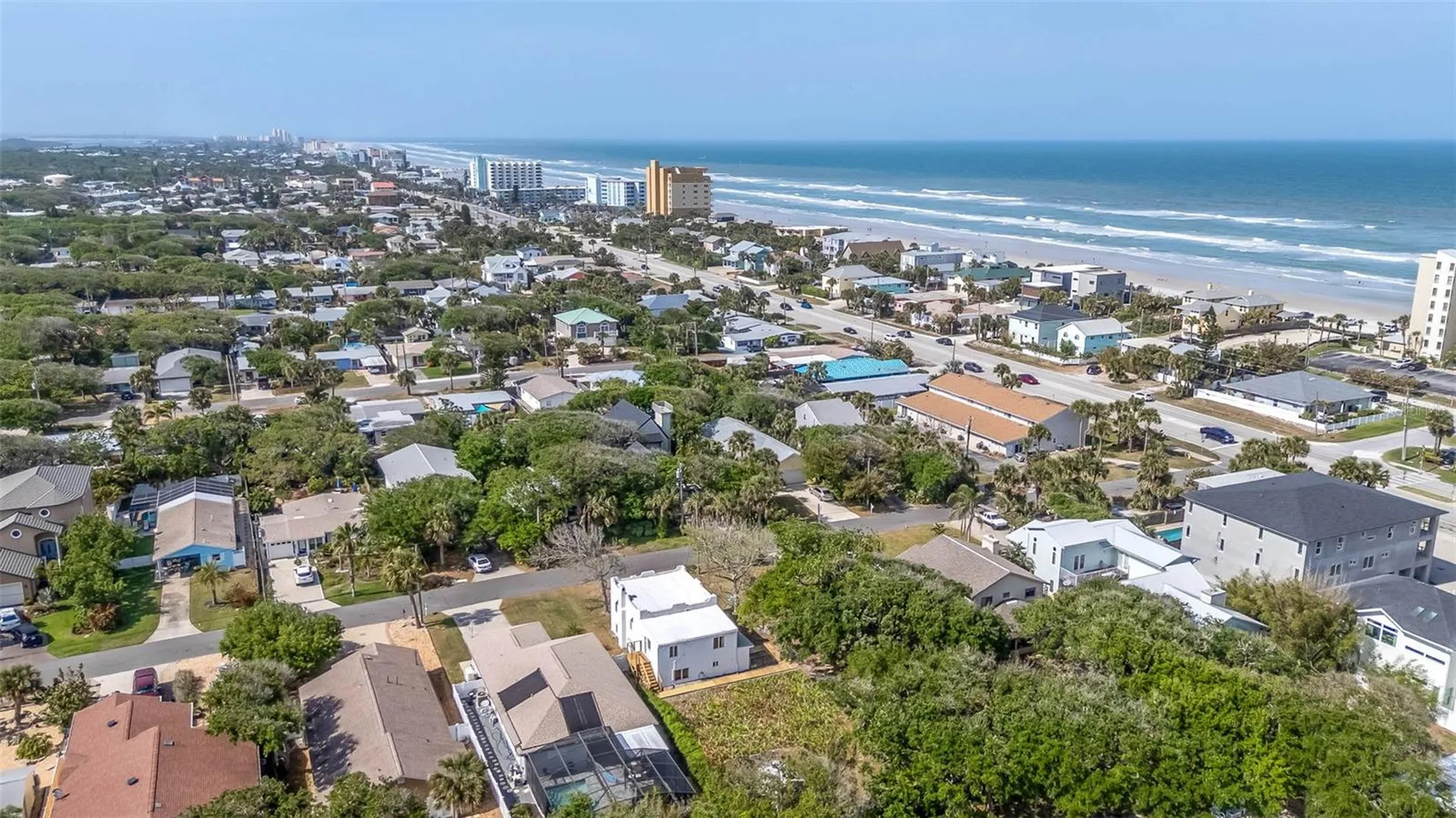 833 E 12th Avenue New Smyrna Beach FL 32169