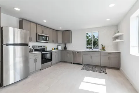 833 E 12th Avenue New Smyrna Beach FL 32169