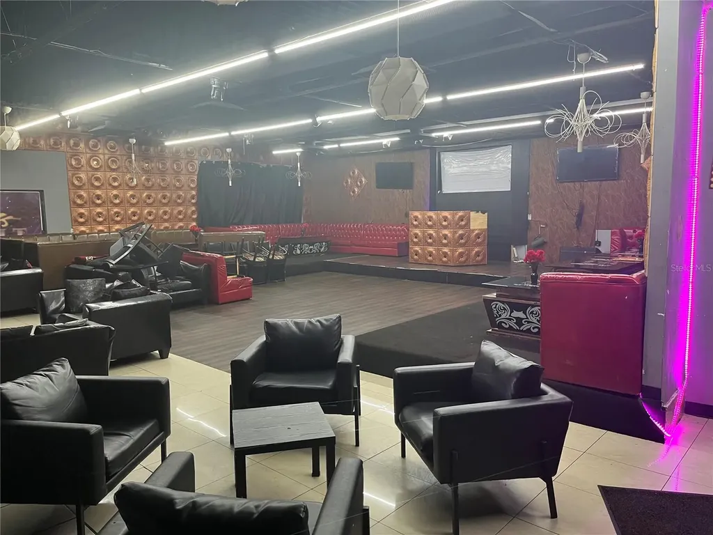 4819 E Busch Boulevard Tampa FL 33617