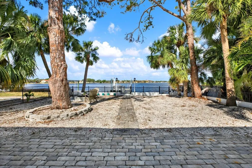 3800 Shore Acres Boulevard NE St Petersburg FL 33703
