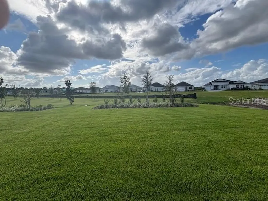3975 Kennebunk Loop Mount Dora FL 32757