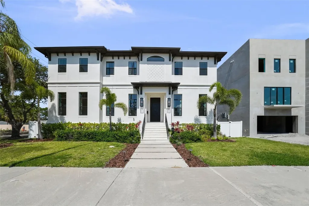 403 E Davis Boulevard Tampa FL 33606