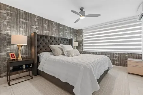40 Calle Caoba Guaynabo PR 00966
