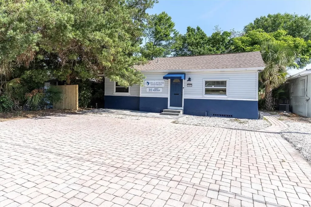 2403 W State Street Tampa FL 33609