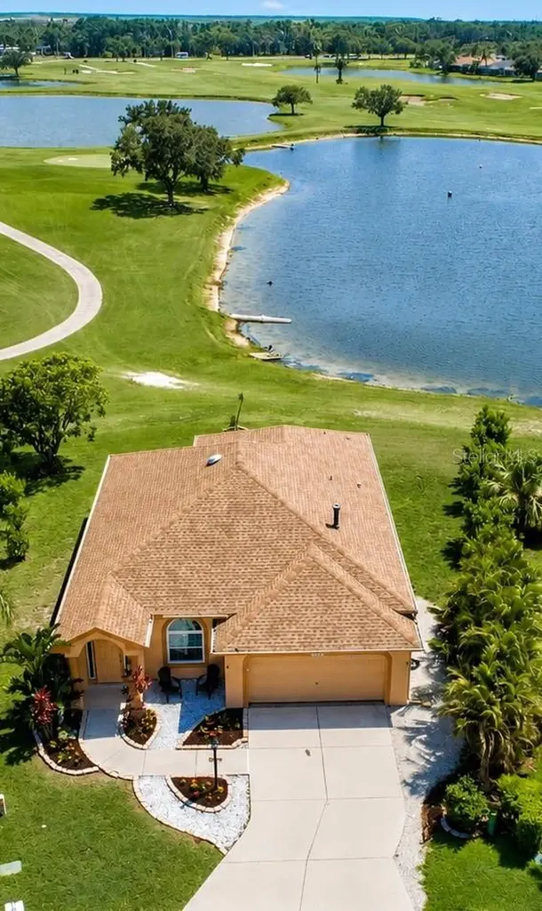834 Springwood Circle Bradenton FL 34212