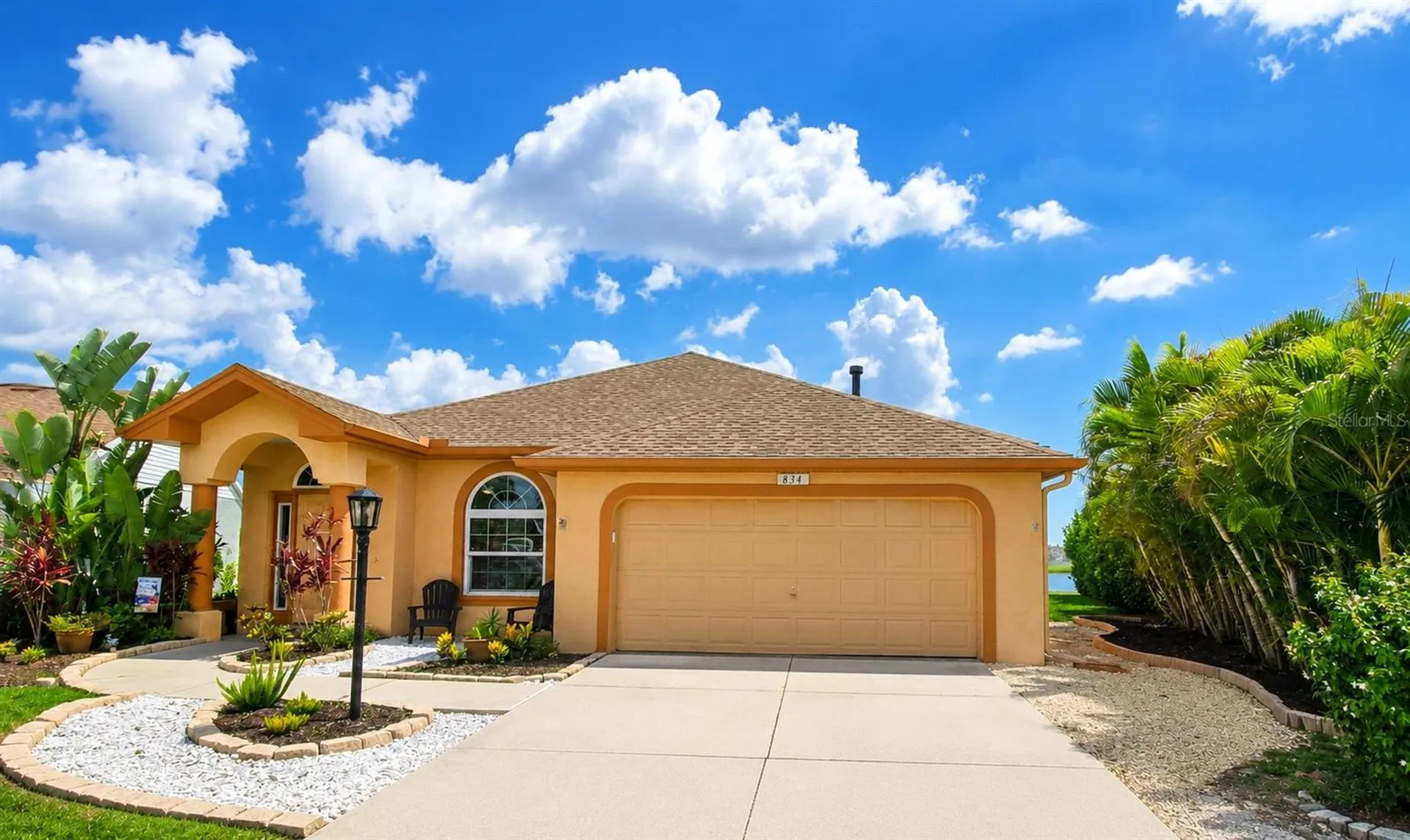834 Springwood Circle Bradenton FL 34212