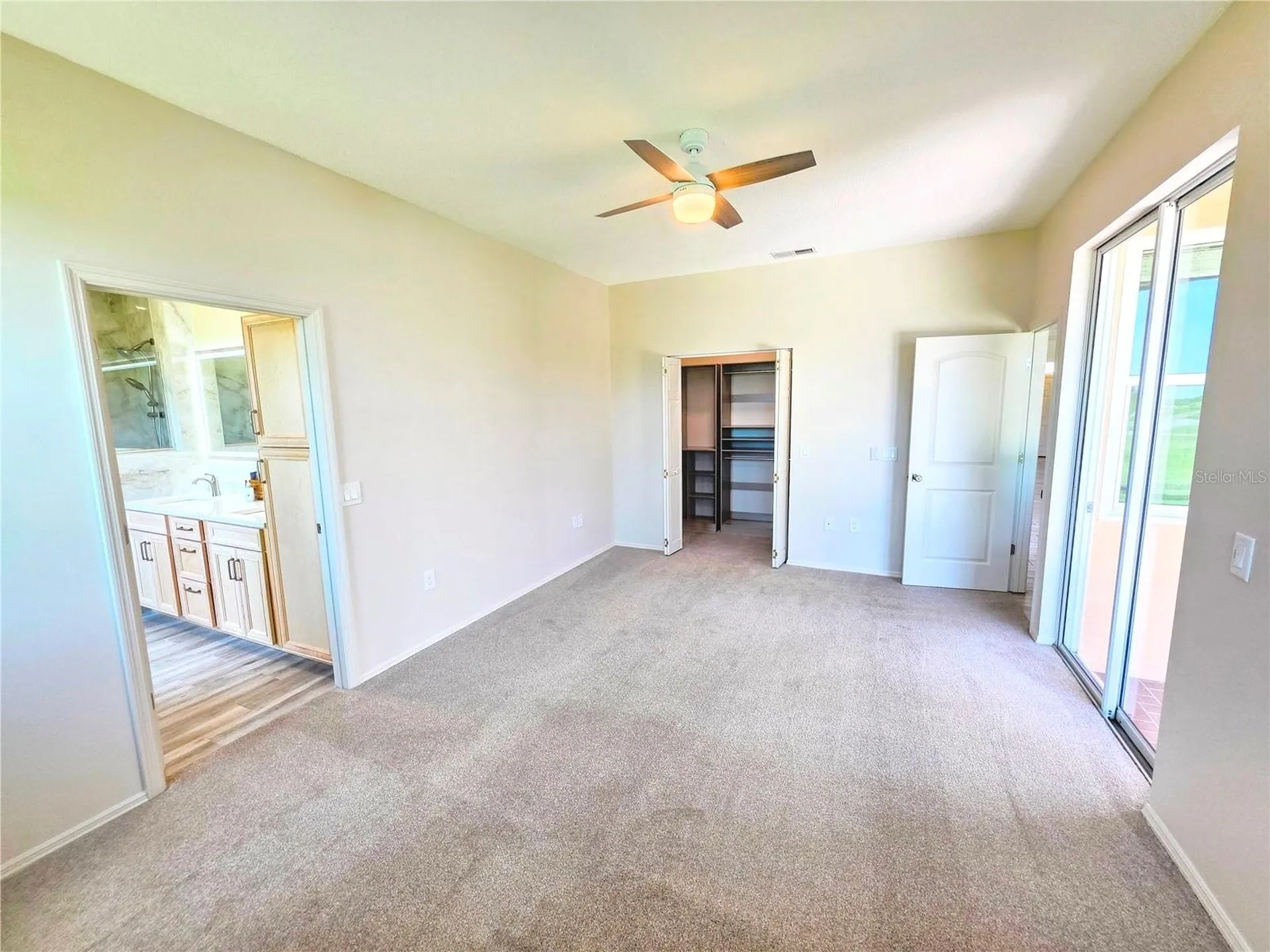 834 Springwood Circle Bradenton FL 34212