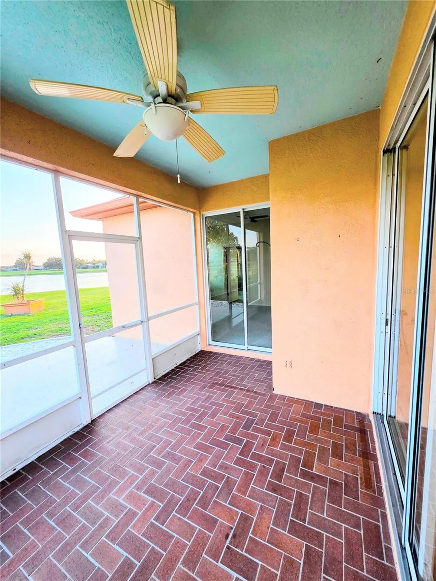 834 Springwood Circle Bradenton FL 34212