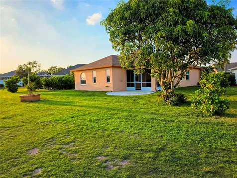 834 Springwood Circle Bradenton FL 34212