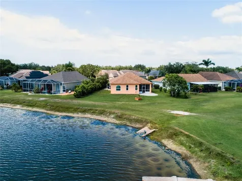 834 Springwood Circle Bradenton FL 34212
