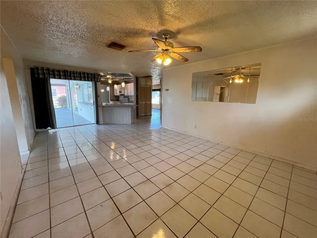 1503 SE 23rd Terrace Cape Coral FL 33990