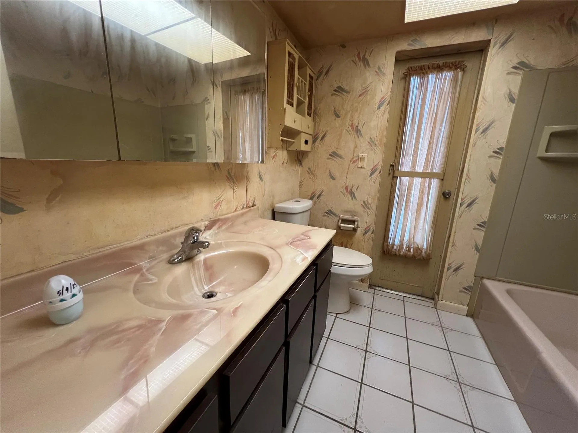 1503 SE 23rd Terrace Cape Coral FL 33990