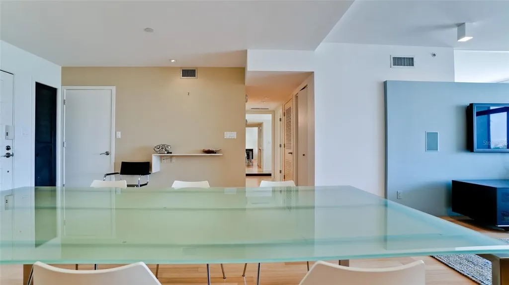 1945 Gulf Of Mexico Drive Longboat Key FL 34228