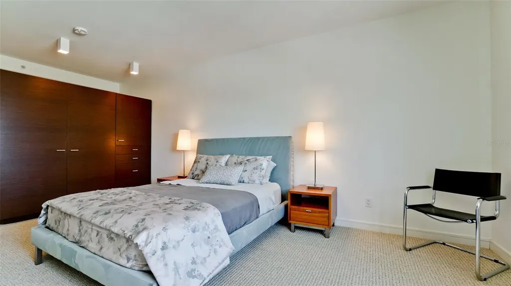 1945 Gulf Of Mexico Drive Longboat Key FL 34228