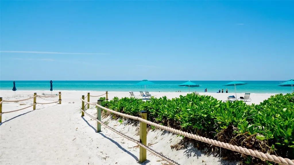1945 Gulf Of Mexico Drive Longboat Key FL 34228