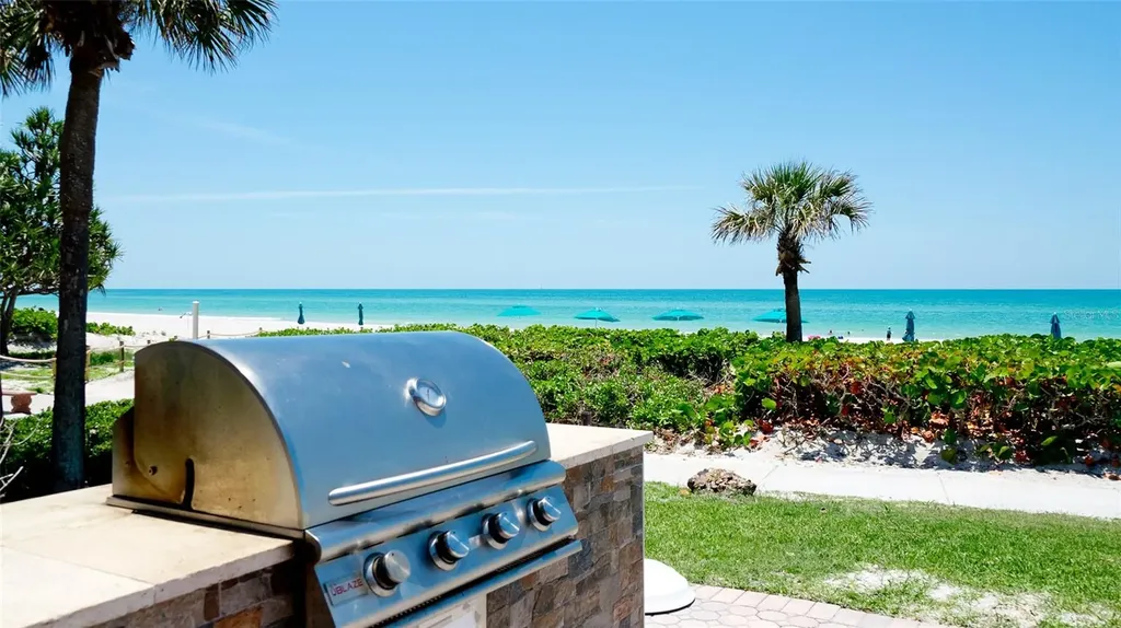 1945 Gulf Of Mexico Drive Longboat Key FL 34228