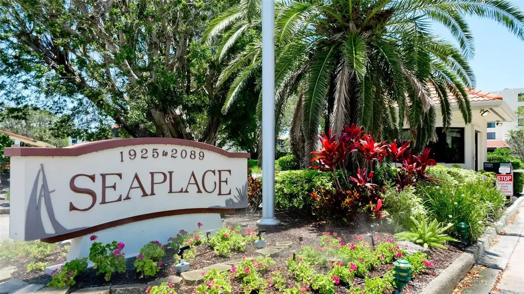 1945 Gulf Of Mexico Drive Longboat Key FL 34228