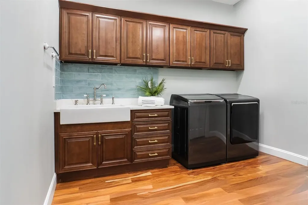 3943 NW 219th Street Road Micanopy FL 32667