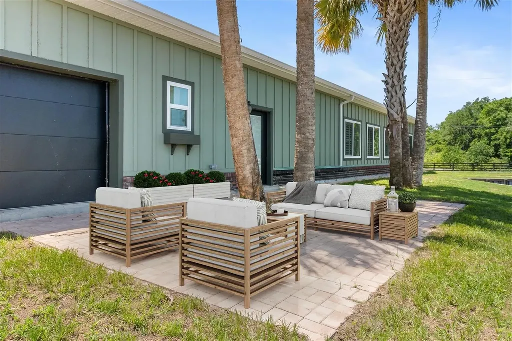 3943 NW 219th Street Road Micanopy FL 32667