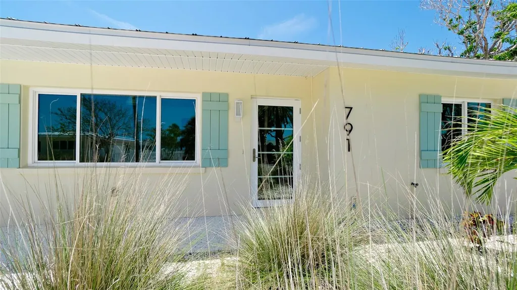 791 Saint Judes Drive N Longboat Key FL 34228